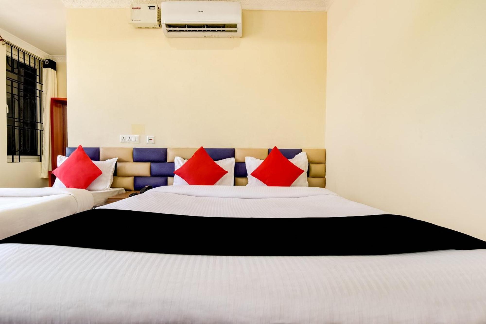 Capital O Good Luck Residency Hotel Dispur Kültér fotó