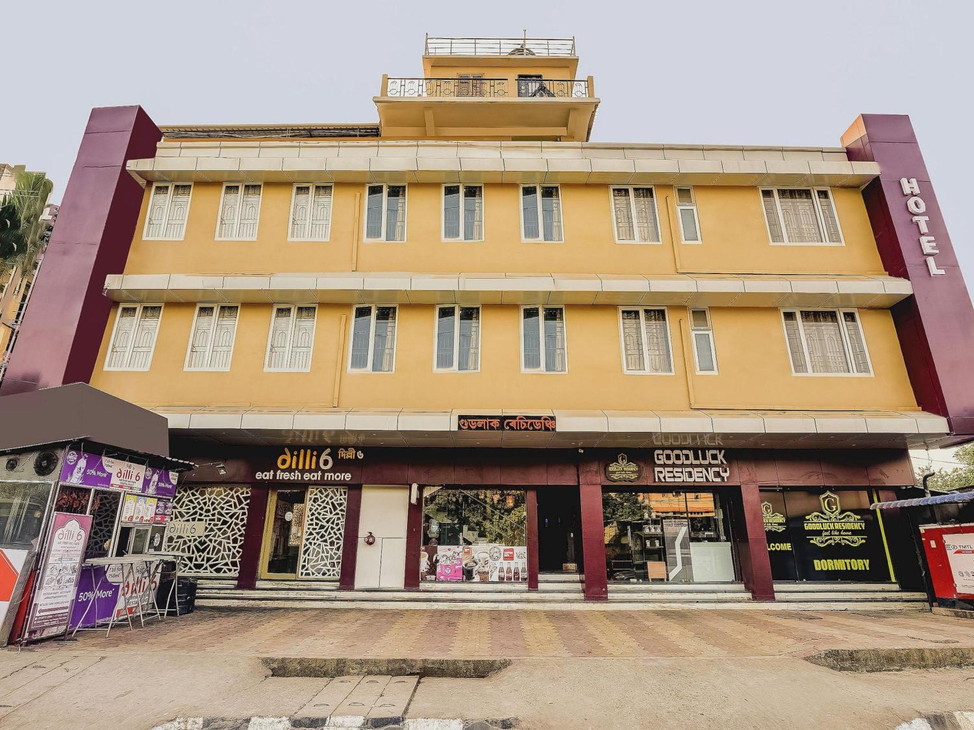 Capital O Good Luck Residency Hotel Dispur Kültér fotó