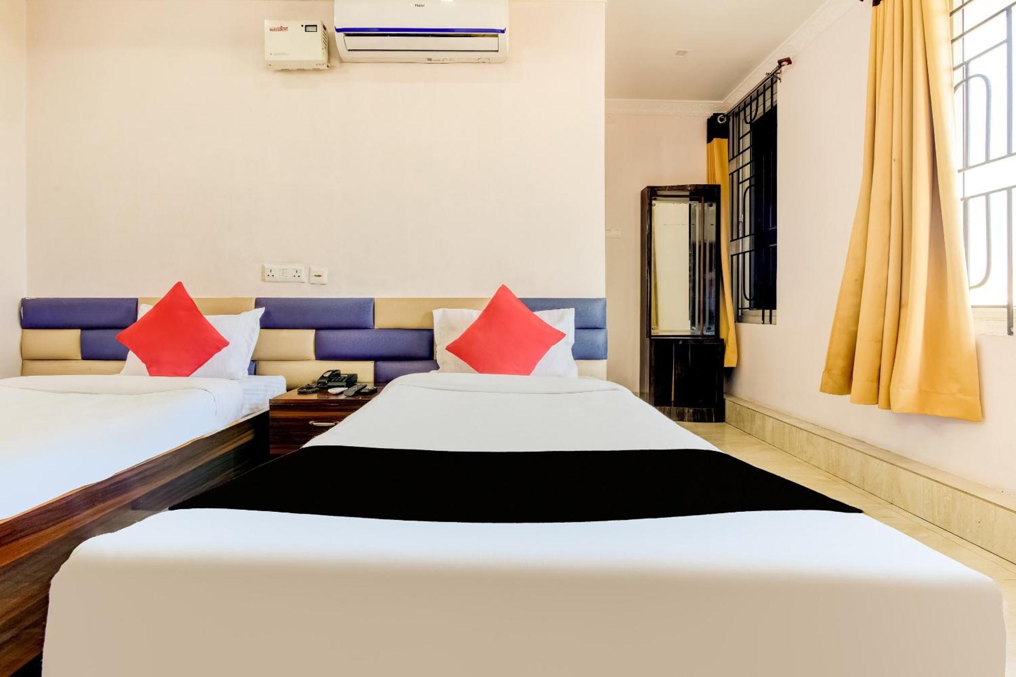 Capital O Good Luck Residency Hotel Dispur Kültér fotó