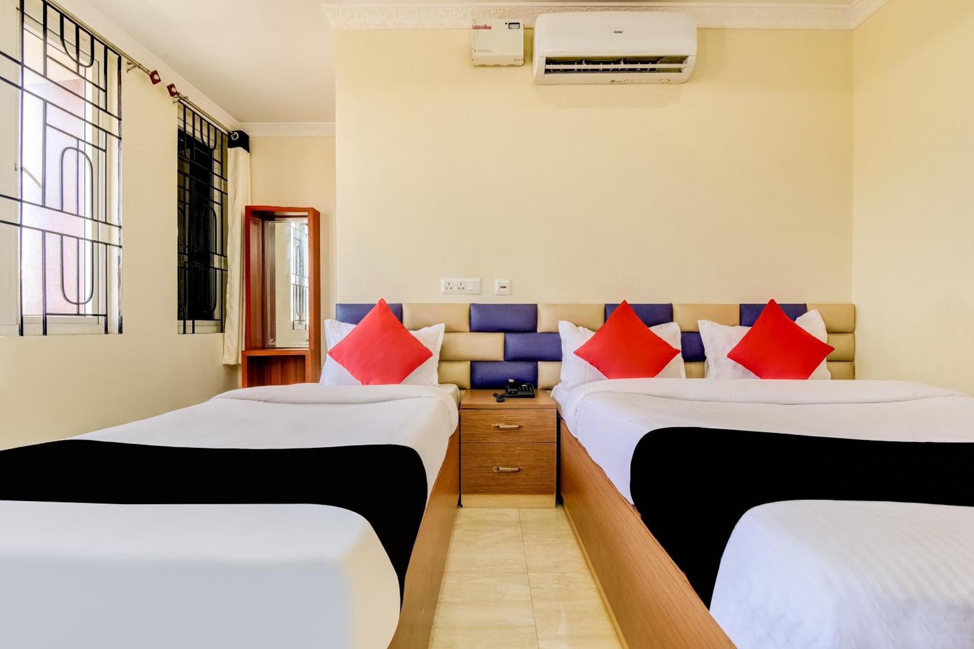 Capital O Good Luck Residency Hotel Dispur Kültér fotó